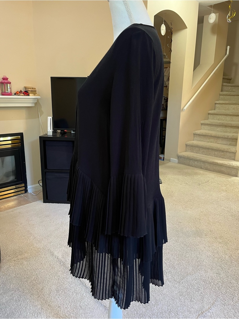 Zara Black Accordion Pleated Tunic - Picture 6 of 13
